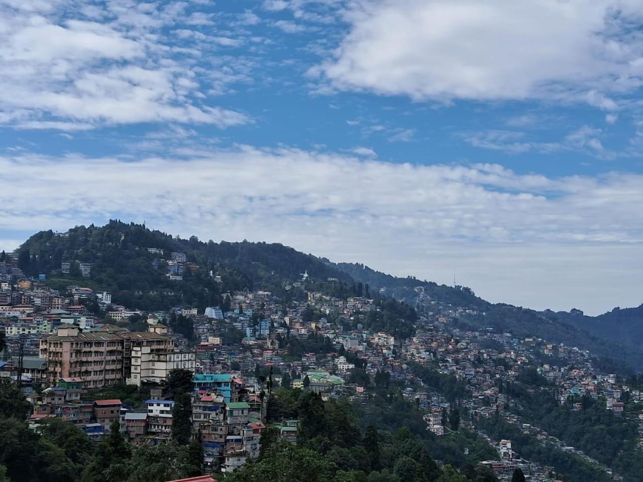 Crescent Resort, Darjeeling دارجيلنغ المظهر الخارجي الصورة